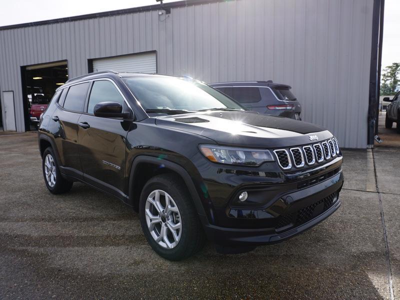 new 2025 Jeep Compass car, priced at $29,002