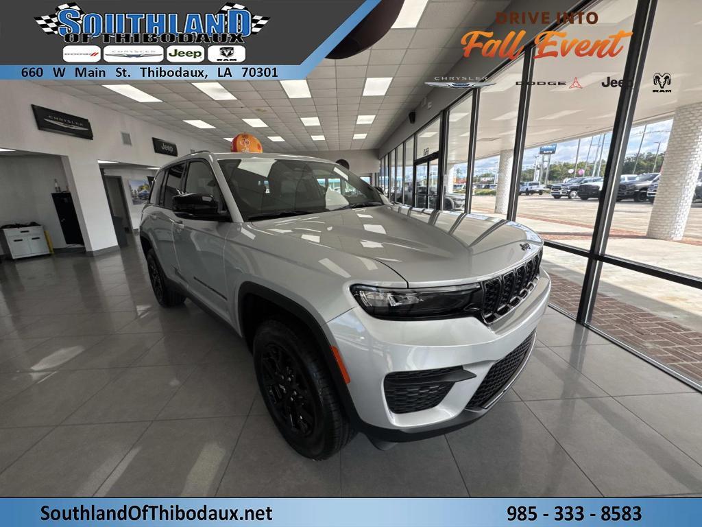 new 2025 Jeep Grand Cherokee car, priced at $44,230