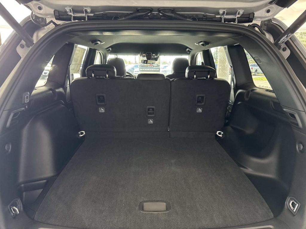 new 2025 Jeep Grand Cherokee car, priced at $44,230