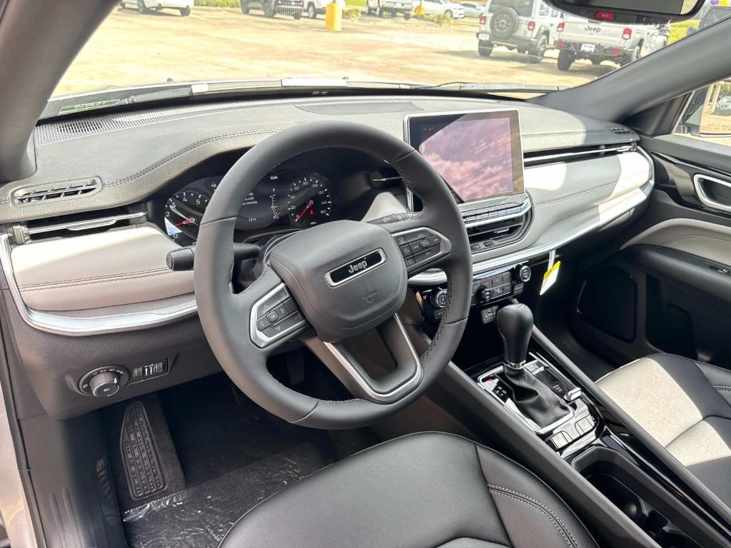 new 2025 Jeep Compass car, priced at $34,435