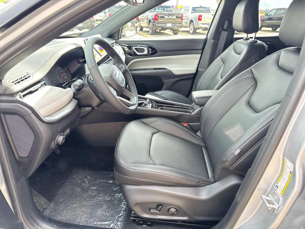 new 2025 Jeep Compass car, priced at $34,435