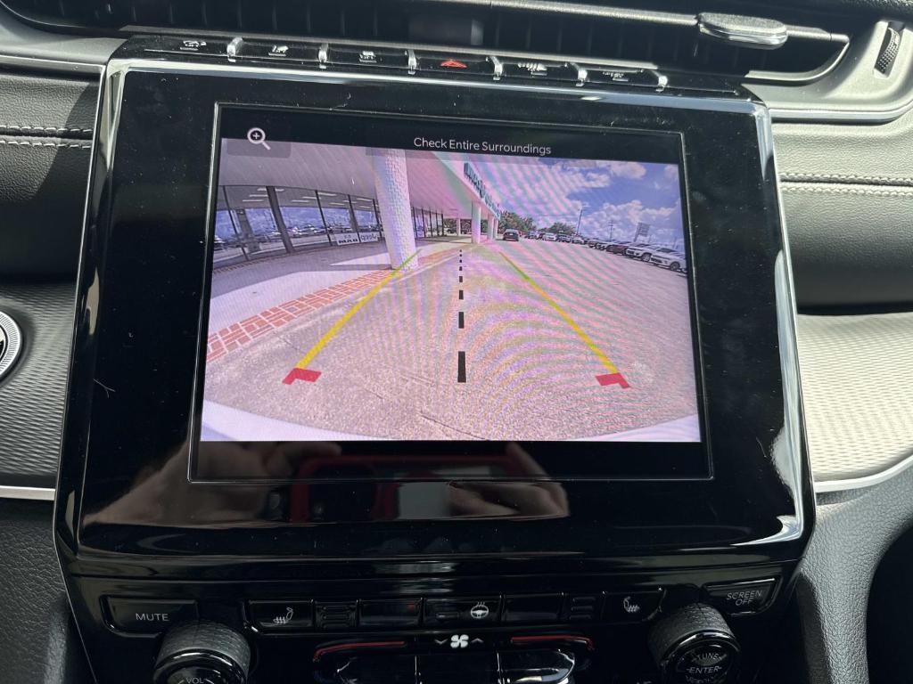 new 2025 Jeep Grand Cherokee car, priced at $45,280