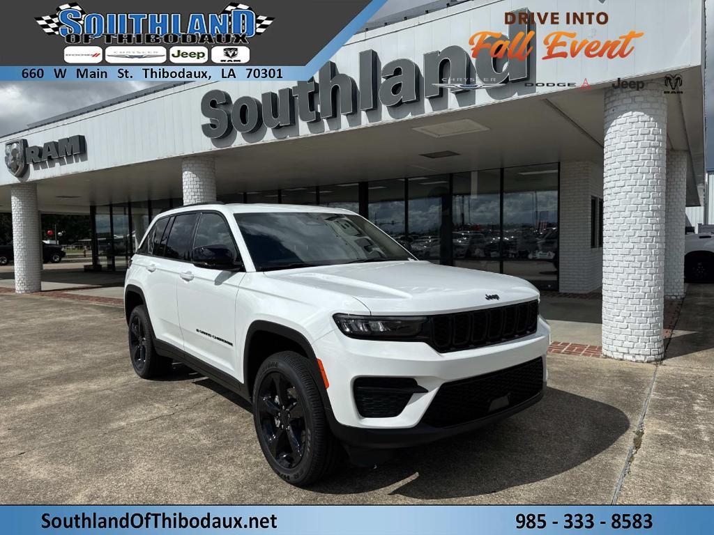 new 2025 Jeep Grand Cherokee car, priced at $45,280