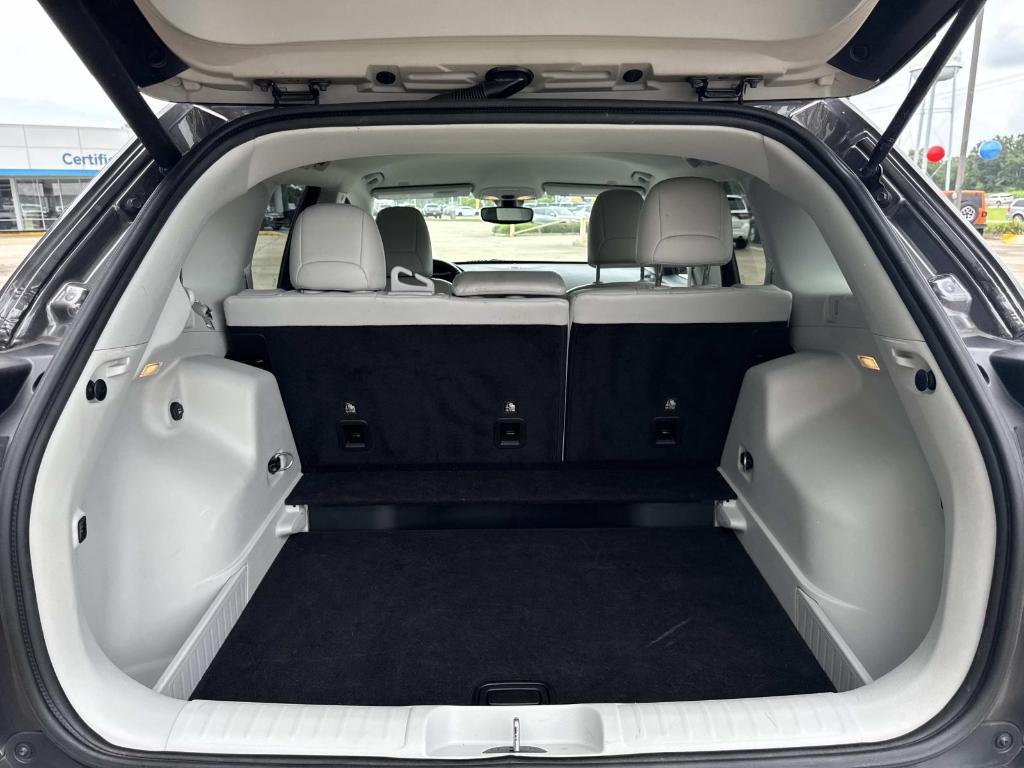 used 2019 Jeep Cherokee car, priced at $19,997