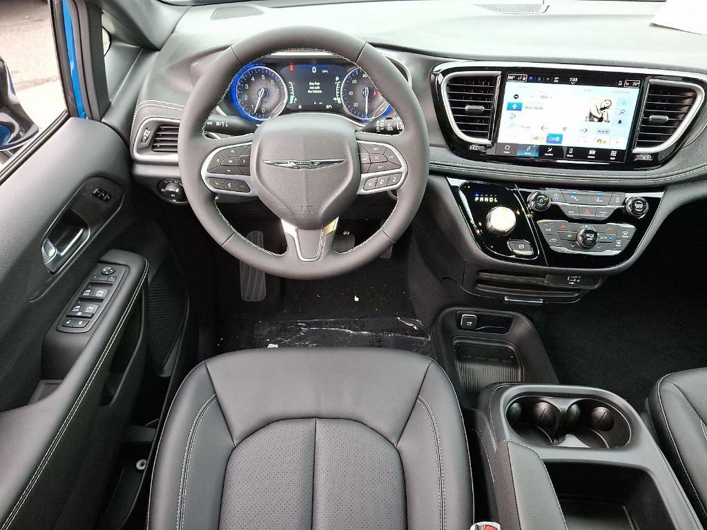 new 2026 Chrysler Pacifica car, priced at $43,216