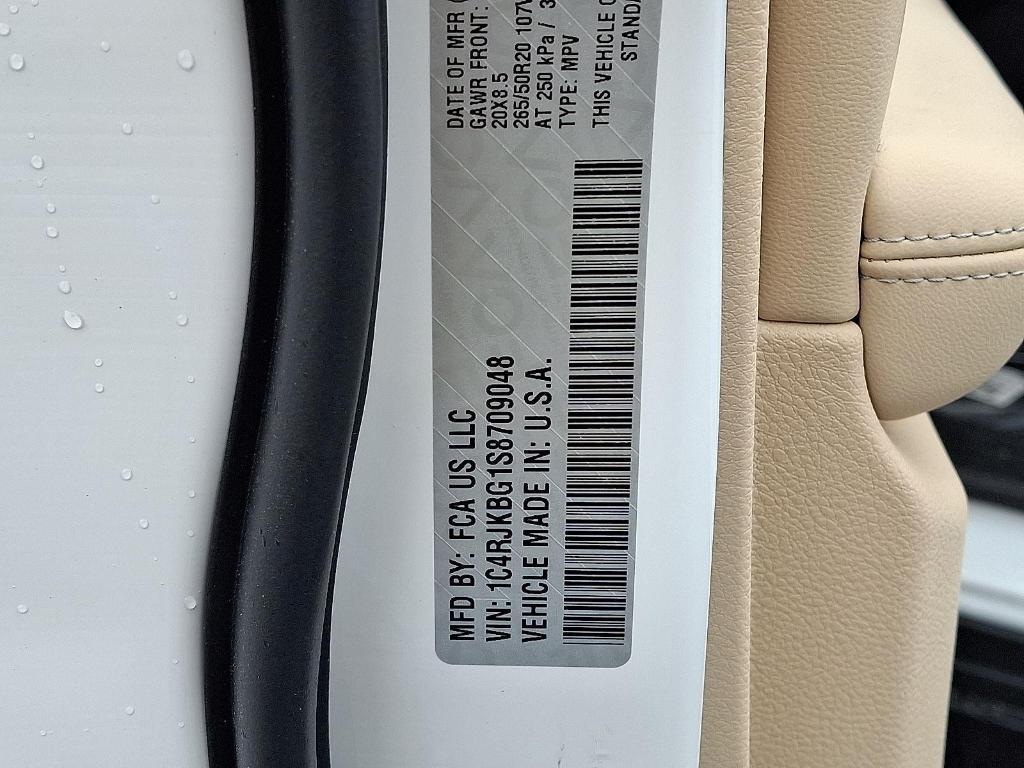 new 2025 Jeep Grand Cherokee L car, priced at $52,505