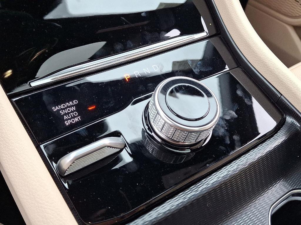 new 2025 Jeep Grand Cherokee L car, priced at $52,505