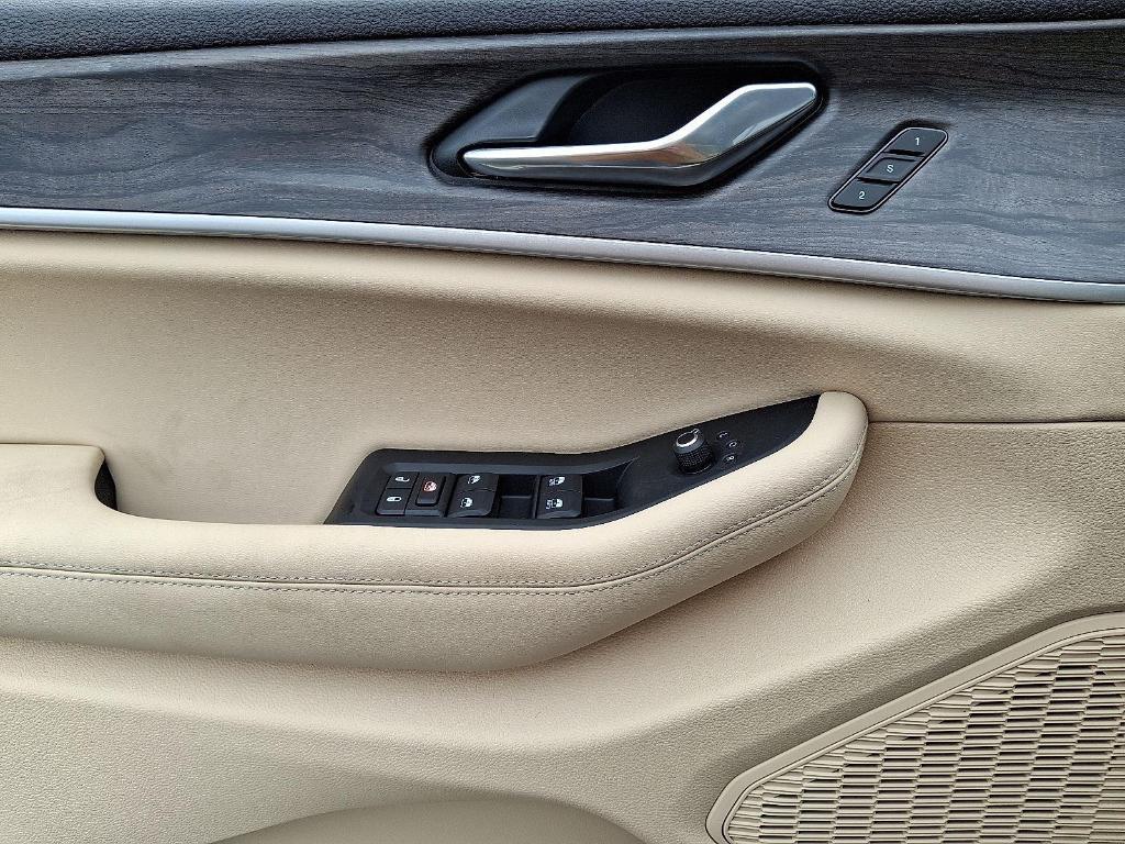 new 2025 Jeep Grand Cherokee L car, priced at $52,505