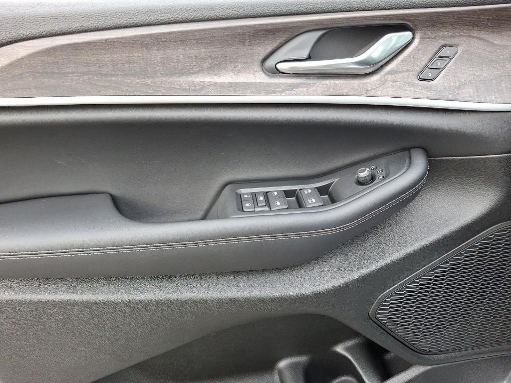 new 2025 Jeep Grand Cherokee L car, priced at $53,023