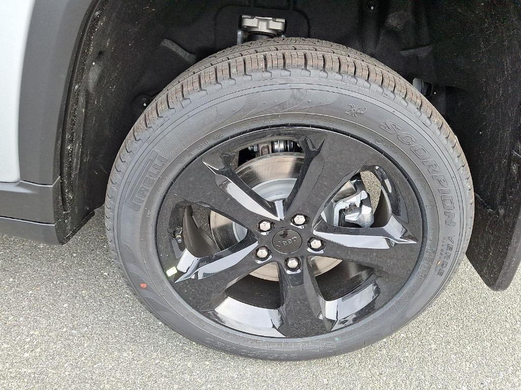 new 2025 Jeep Grand Cherokee L car, priced at $53,023