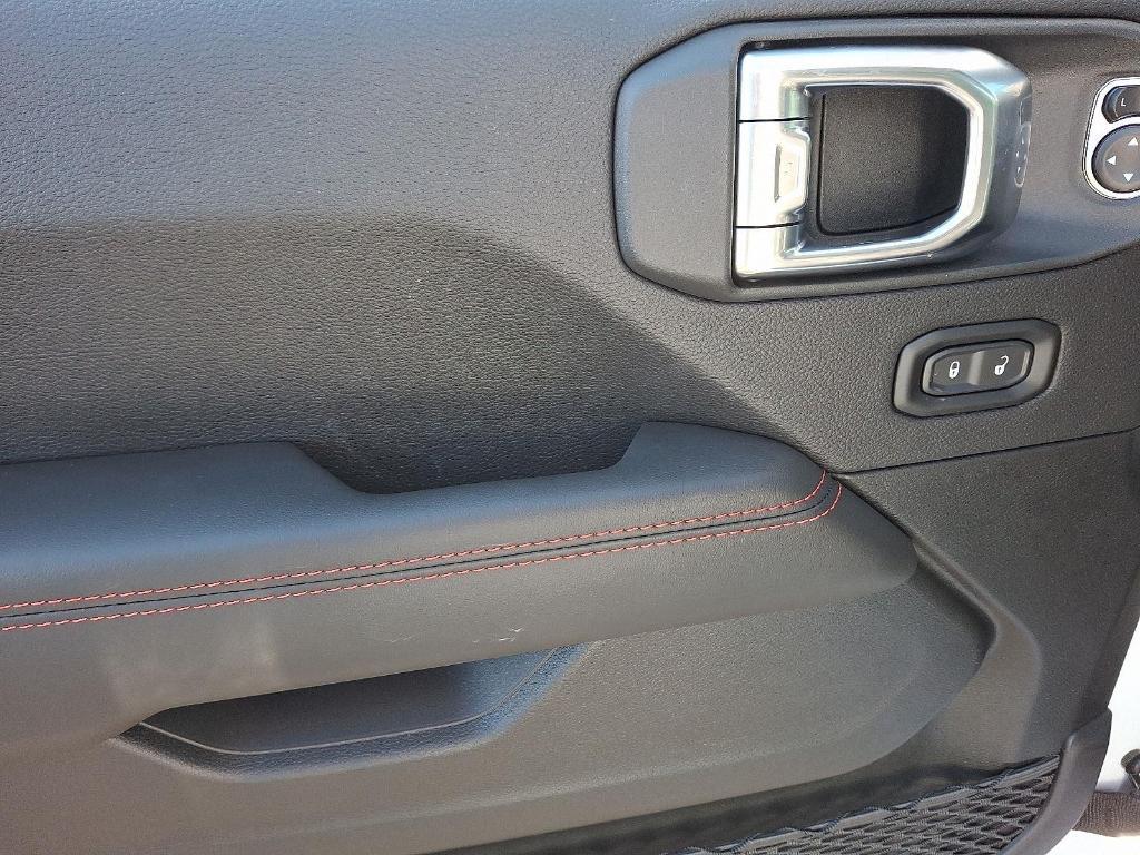 new 2025 Jeep Gladiator car, priced at $50,938