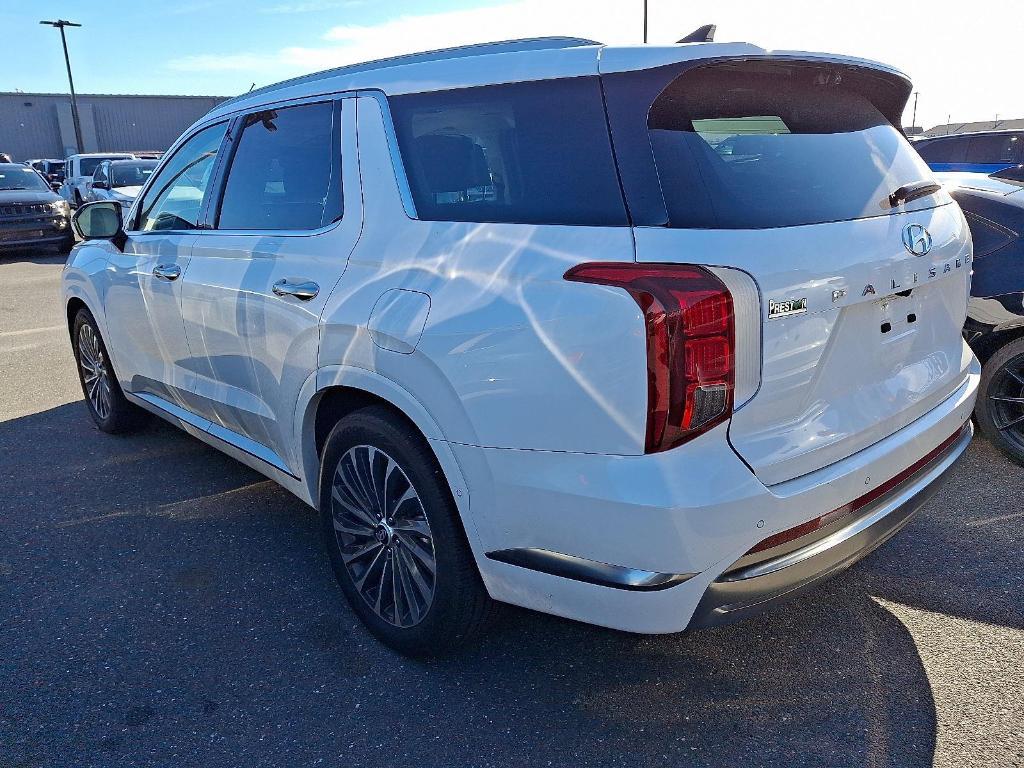 used 2024 Hyundai Palisade car, priced at $42,900