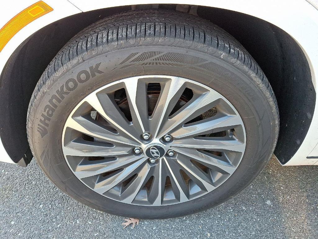 used 2024 Hyundai Palisade car, priced at $42,900