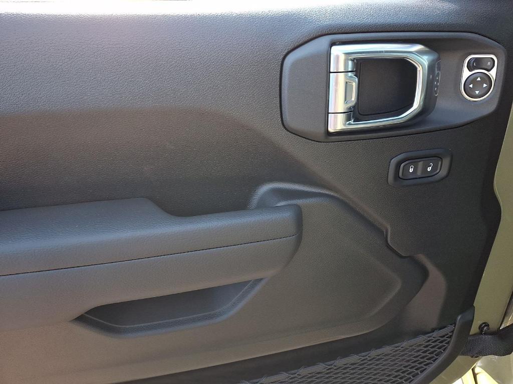 new 2026 Jeep Wrangler car, priced at $48,890