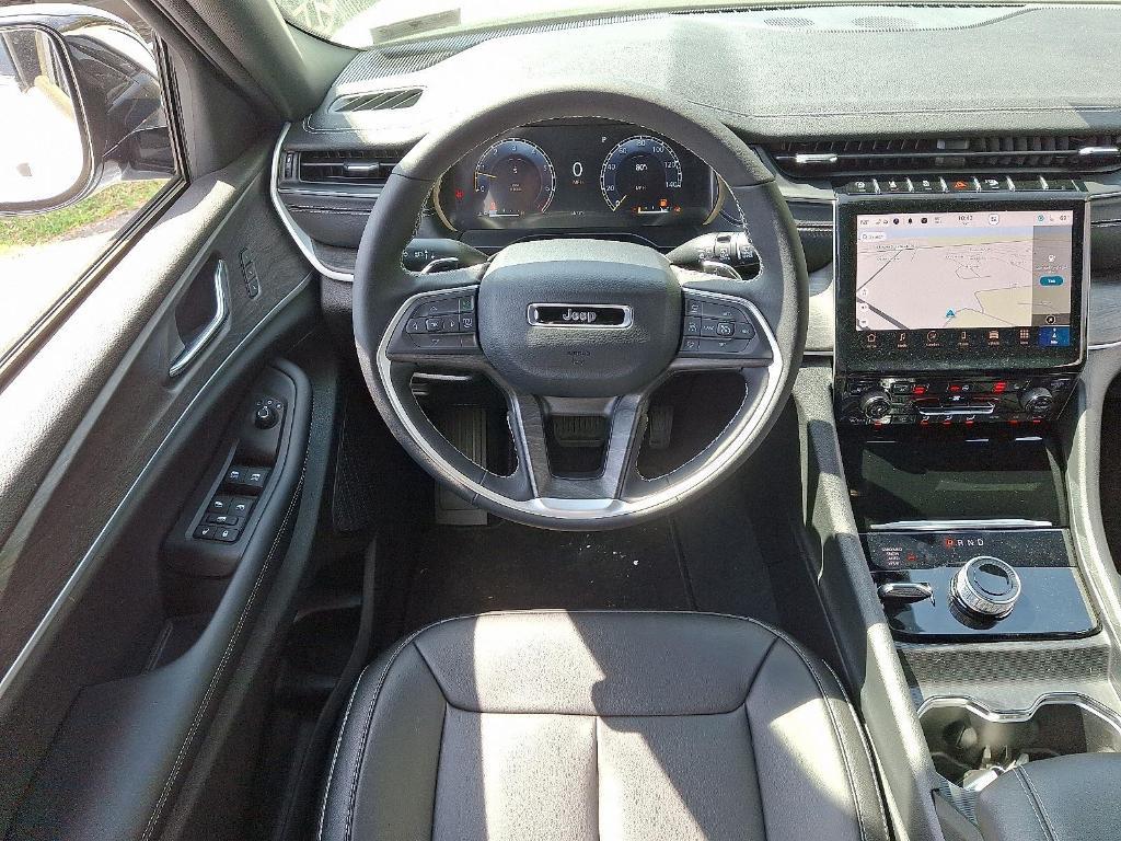 new 2025 Jeep Grand Cherokee L car, priced at $47,082
