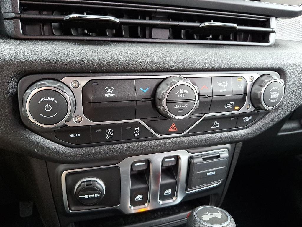 new 2026 Jeep Wrangler car, priced at $36,755