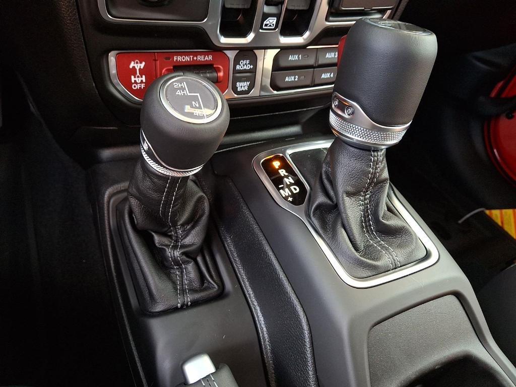 new 2025 Jeep Gladiator car, priced at $50,434