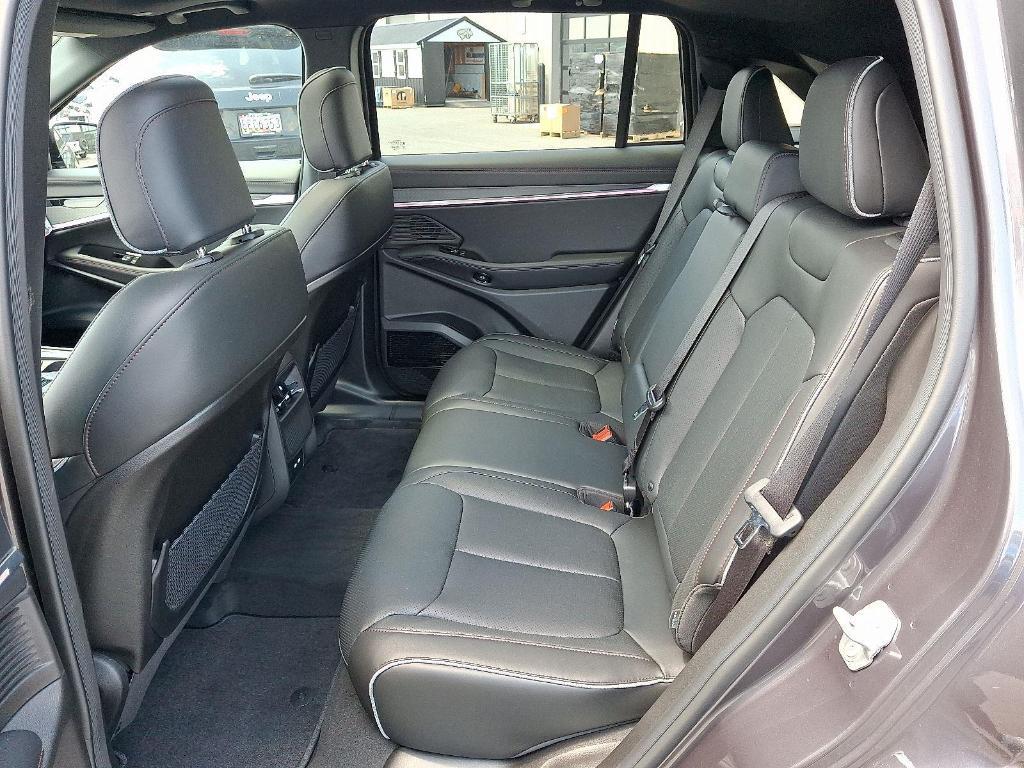 new 2025 Jeep Wagoneer S car, priced at $46,913