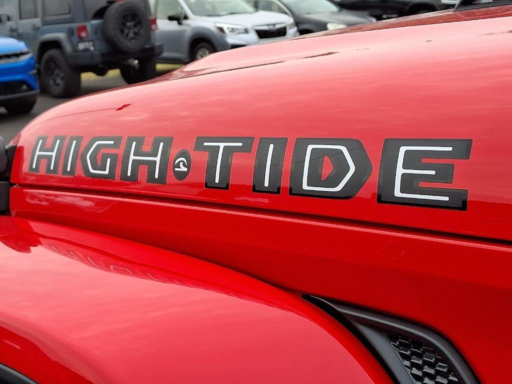 new 2025 Jeep Gladiator car, priced at $44,893