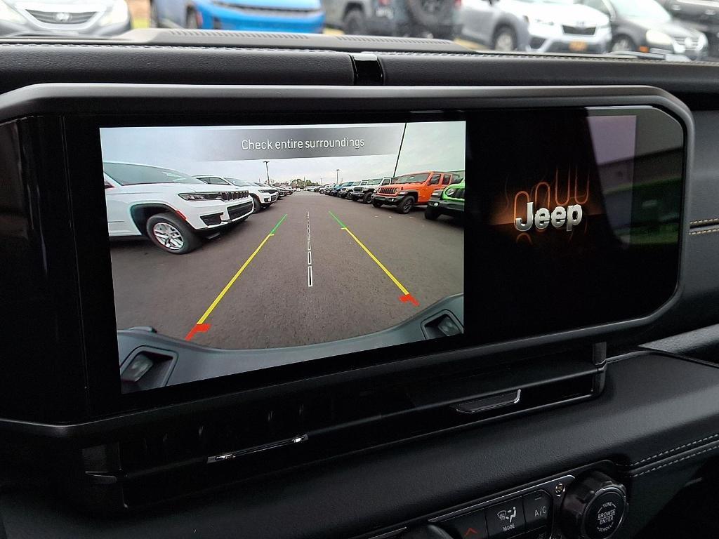 new 2025 Jeep Gladiator car, priced at $44,893