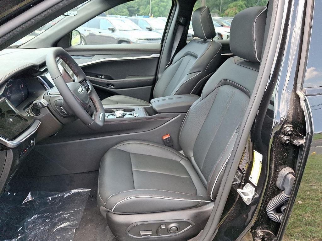 new 2025 Jeep Wagoneer S car, priced at $46,859