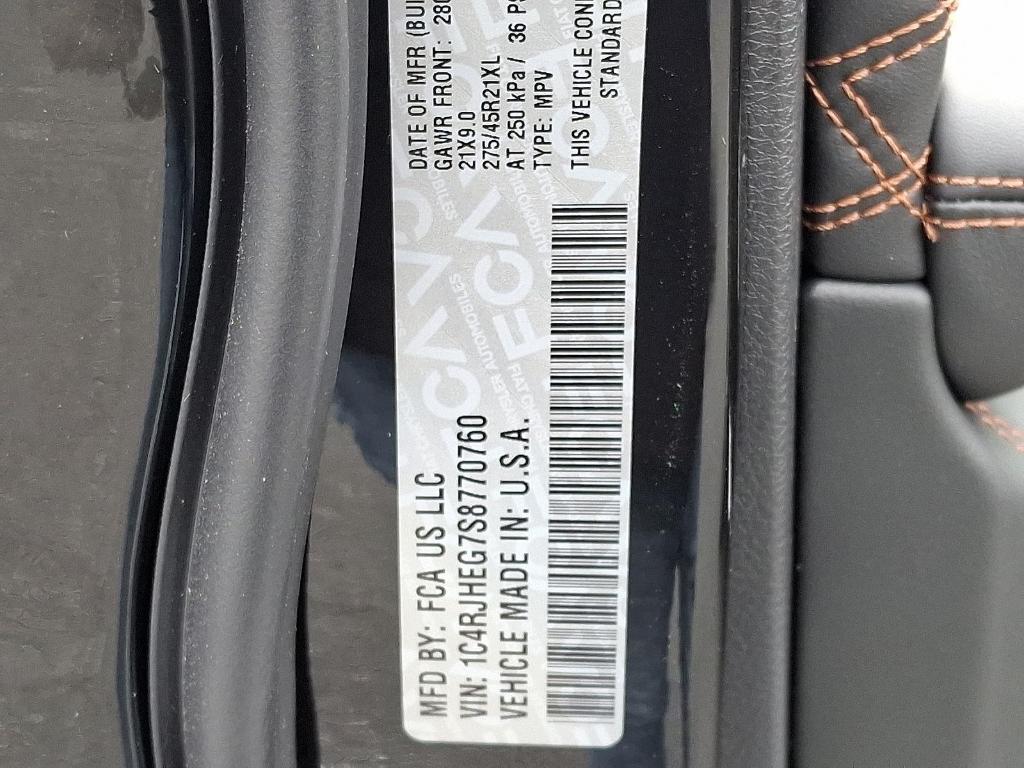 new 2025 Jeep Grand Cherokee car, priced at $61,292