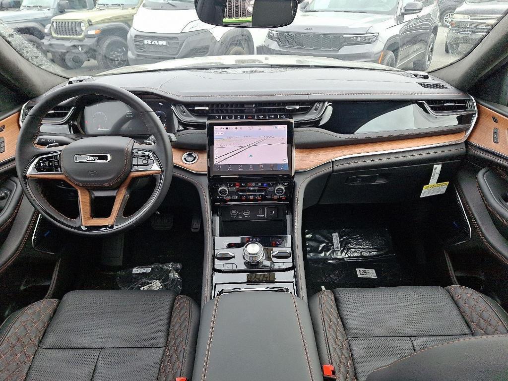 new 2025 Jeep Grand Cherokee car, priced at $61,292