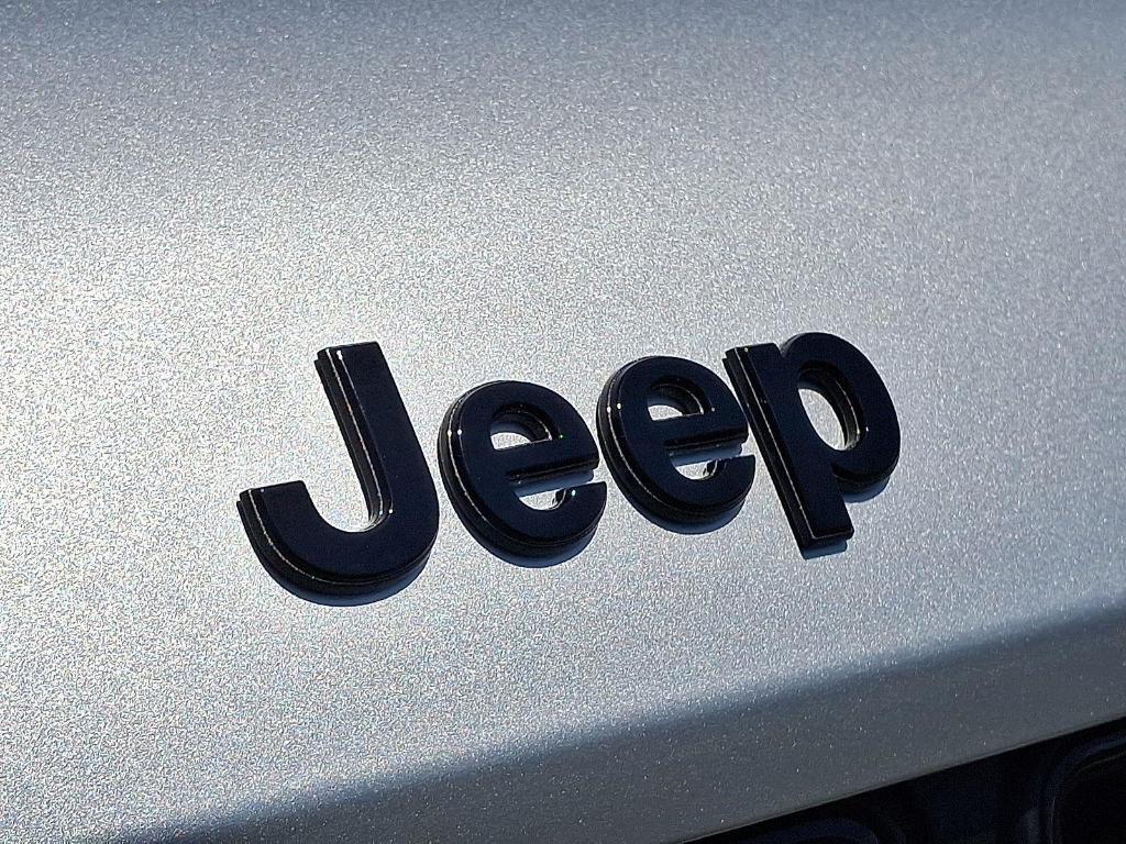 new 2025 Jeep Grand Cherokee L car, priced at $49,347