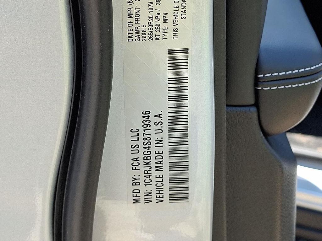 new 2025 Jeep Grand Cherokee L car, priced at $49,347