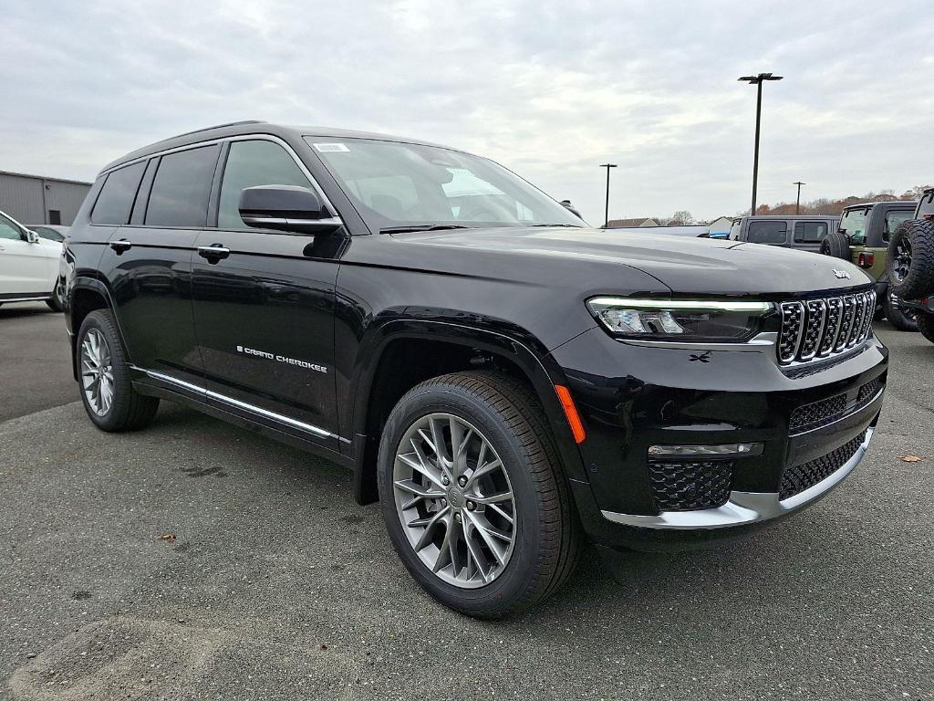 new 2025 Jeep Grand Cherokee L car, priced at $56,805
