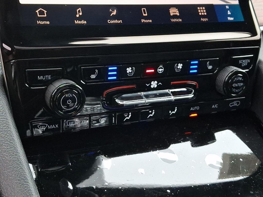 new 2025 Jeep Grand Cherokee L car, priced at $56,805