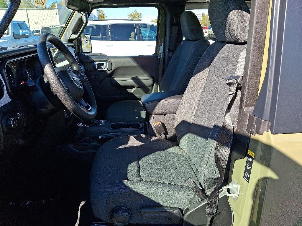 new 2026 Jeep Wrangler car, priced at $37,245