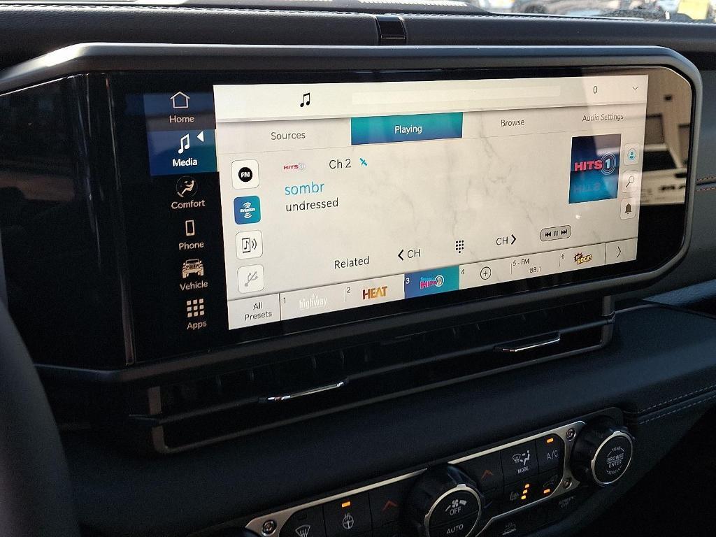 new 2025 Jeep Gladiator car, priced at $50,706