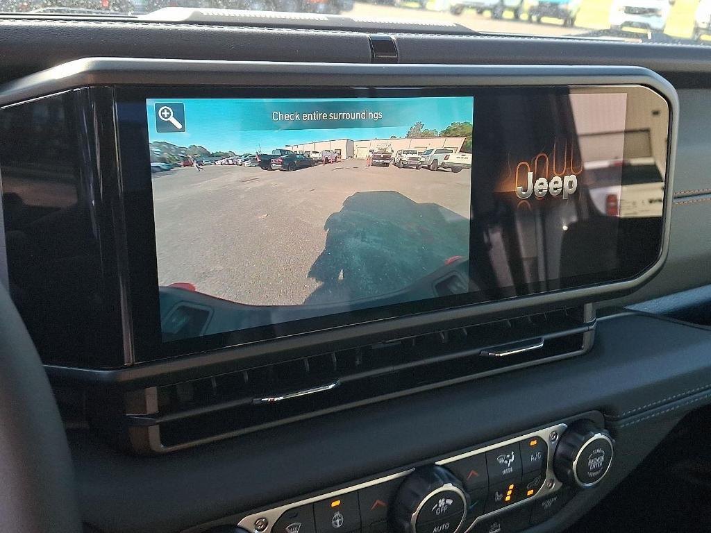 new 2025 Jeep Gladiator car, priced at $50,706