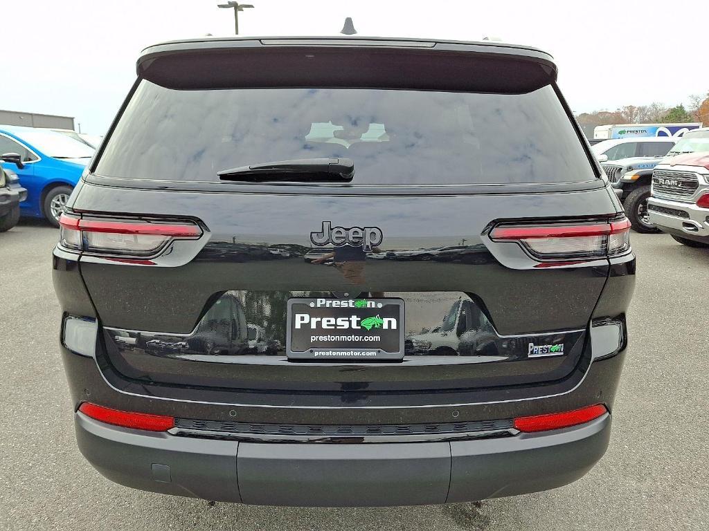 used 2022 Jeep Grand Cherokee L car, priced at $30,900