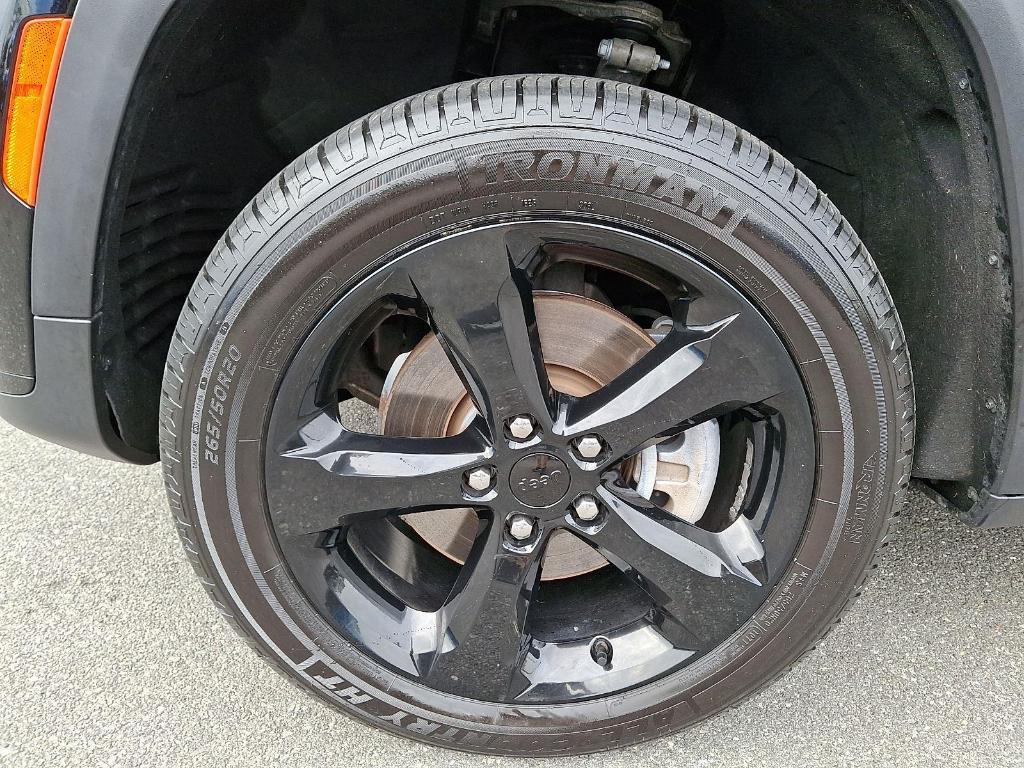 used 2022 Jeep Grand Cherokee L car, priced at $30,900