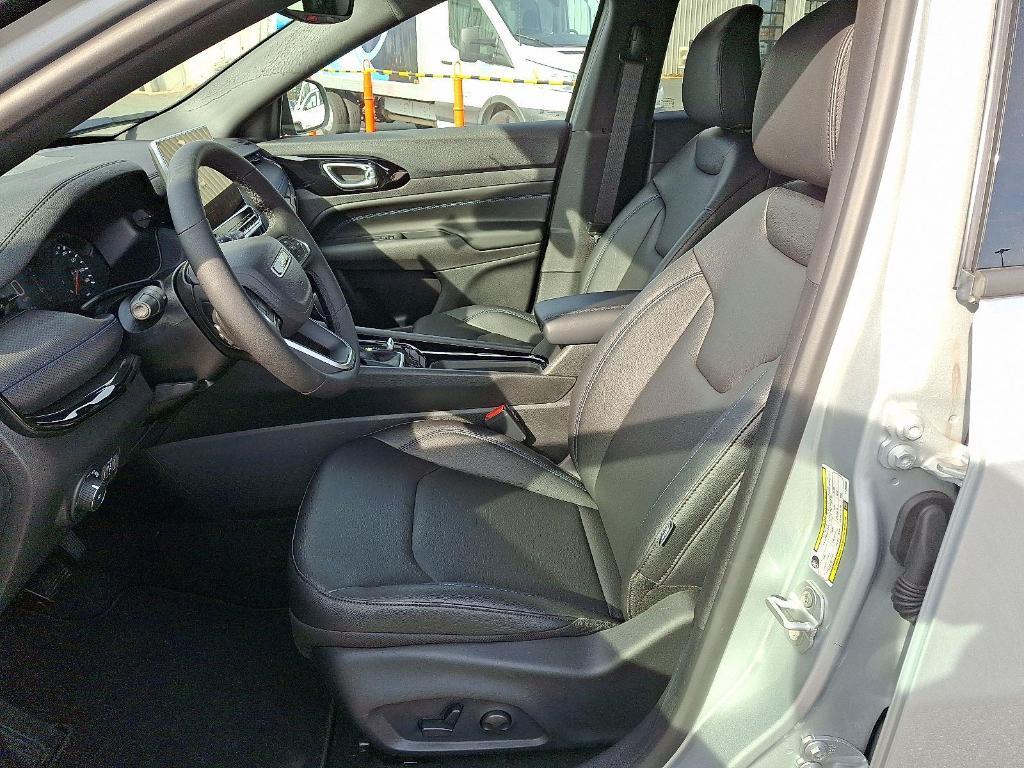 new 2026 Jeep Compass car, priced at $33,870