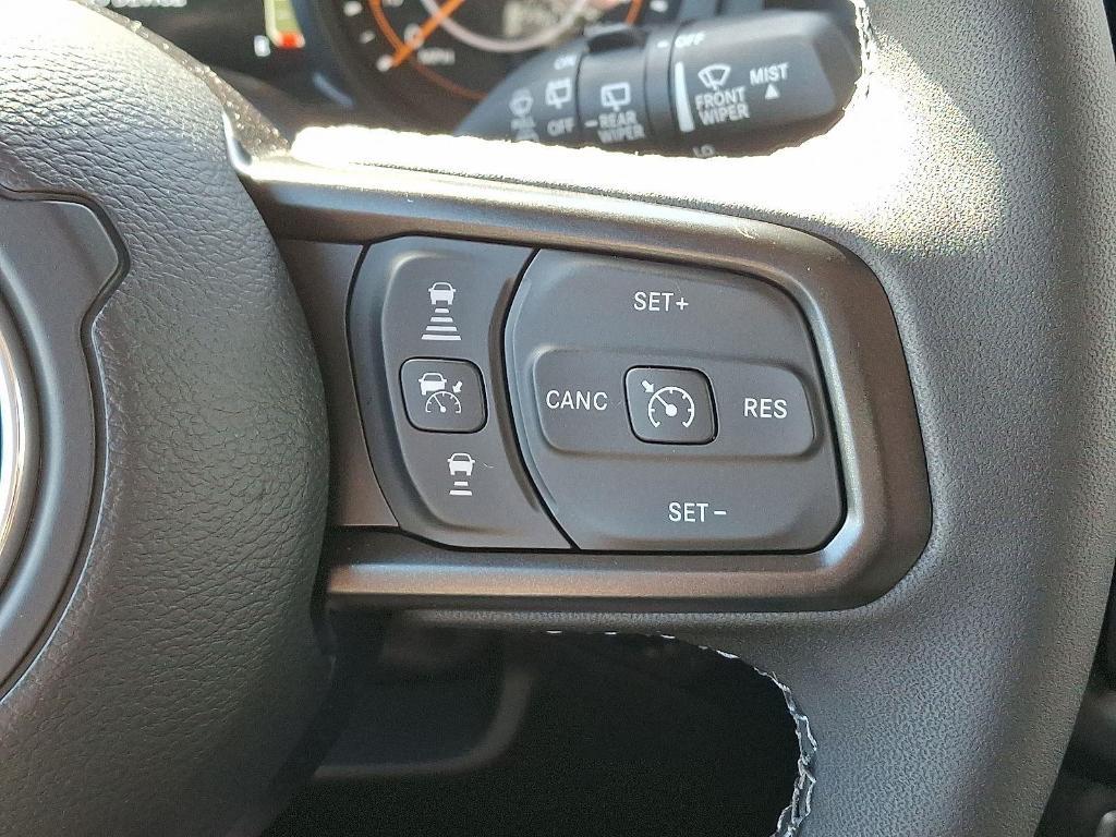 new 2025 Jeep Wrangler car, priced at $42,880