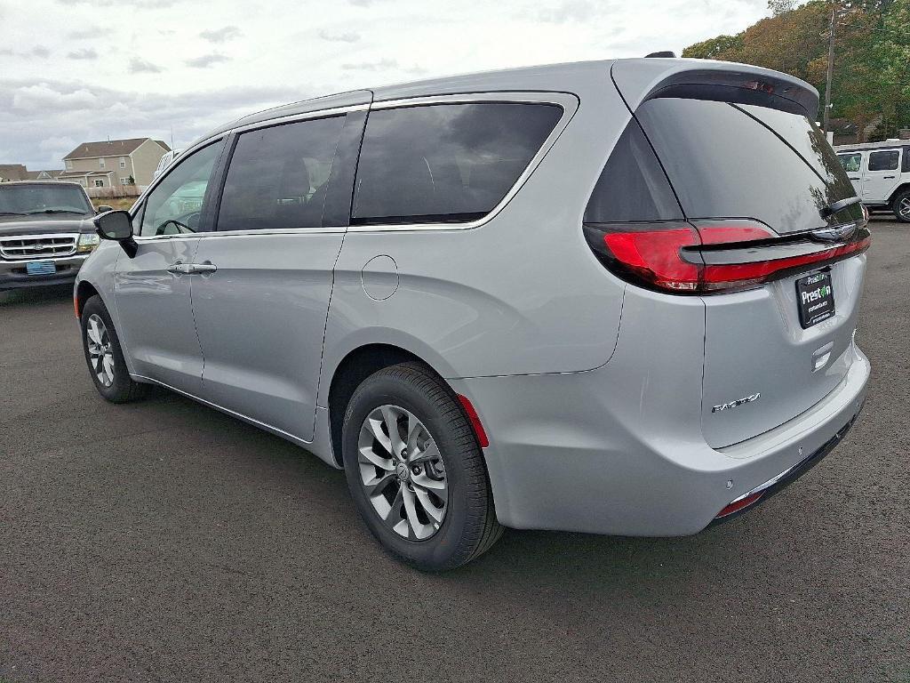 new 2026 Chrysler Pacifica car, priced at $45,610
