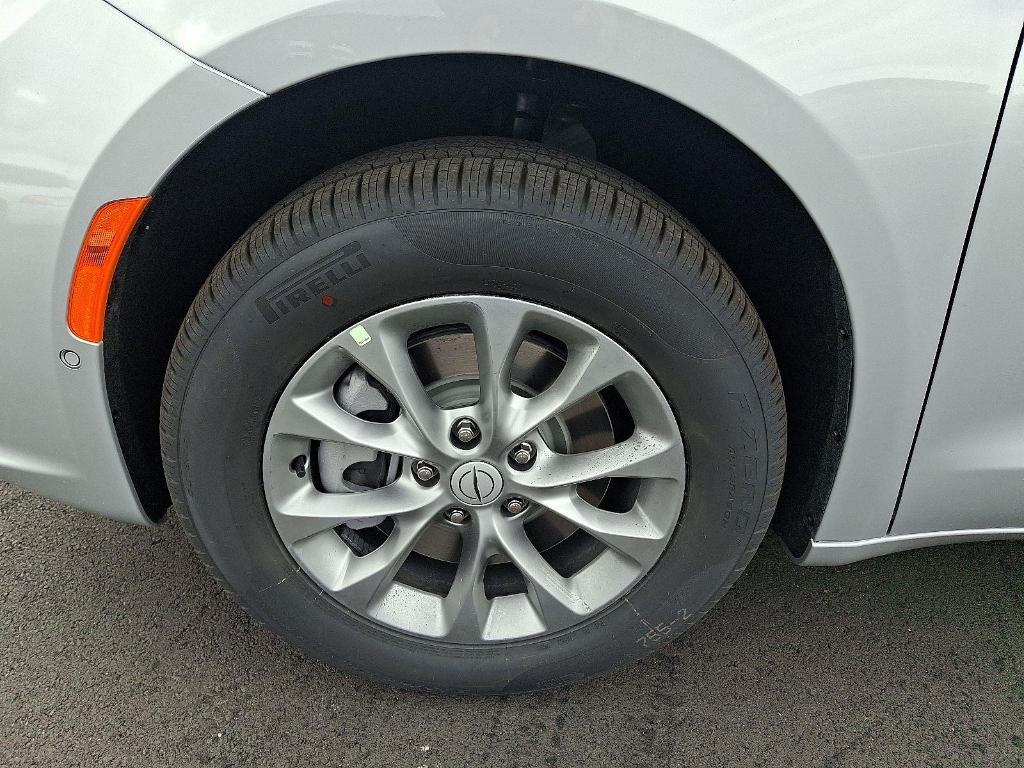 new 2026 Chrysler Pacifica car, priced at $45,610