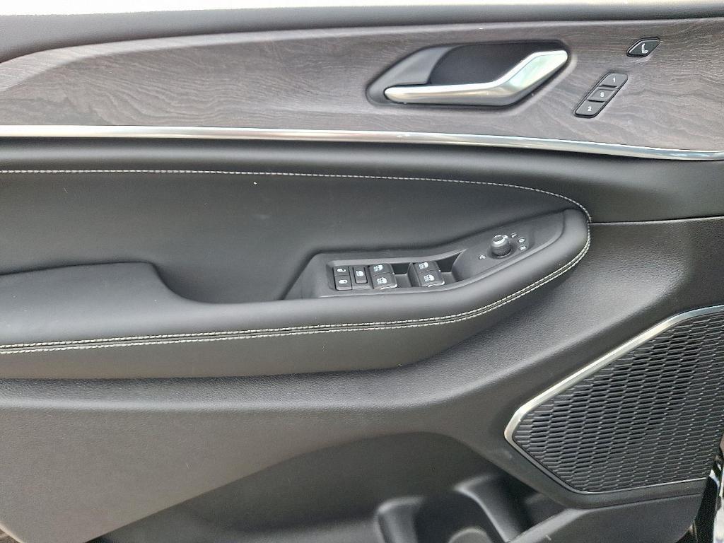 new 2025 Jeep Grand Cherokee car, priced at $56,836