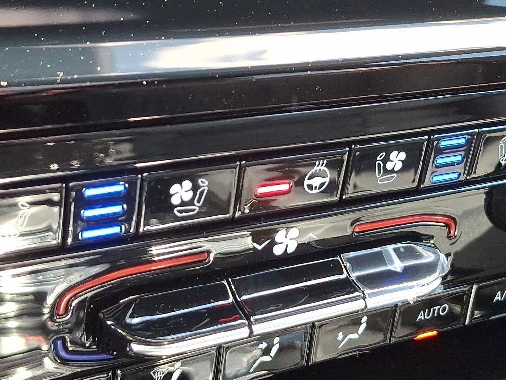 new 2025 Jeep Grand Cherokee car, priced at $56,836