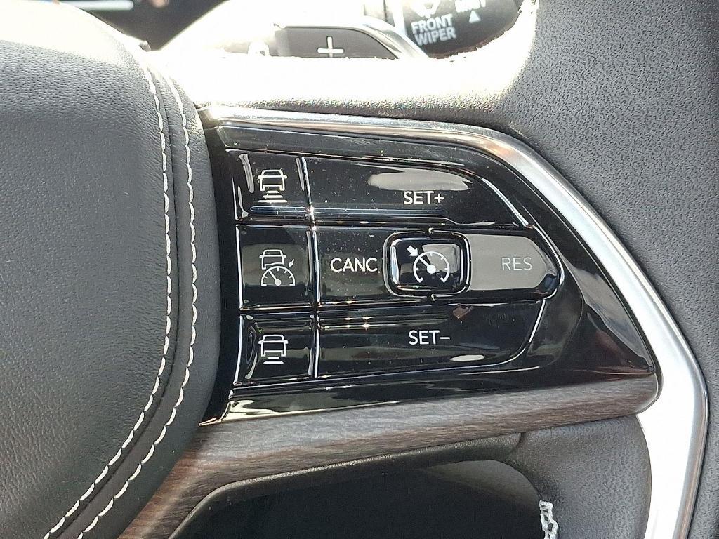 new 2025 Jeep Grand Cherokee car, priced at $56,836