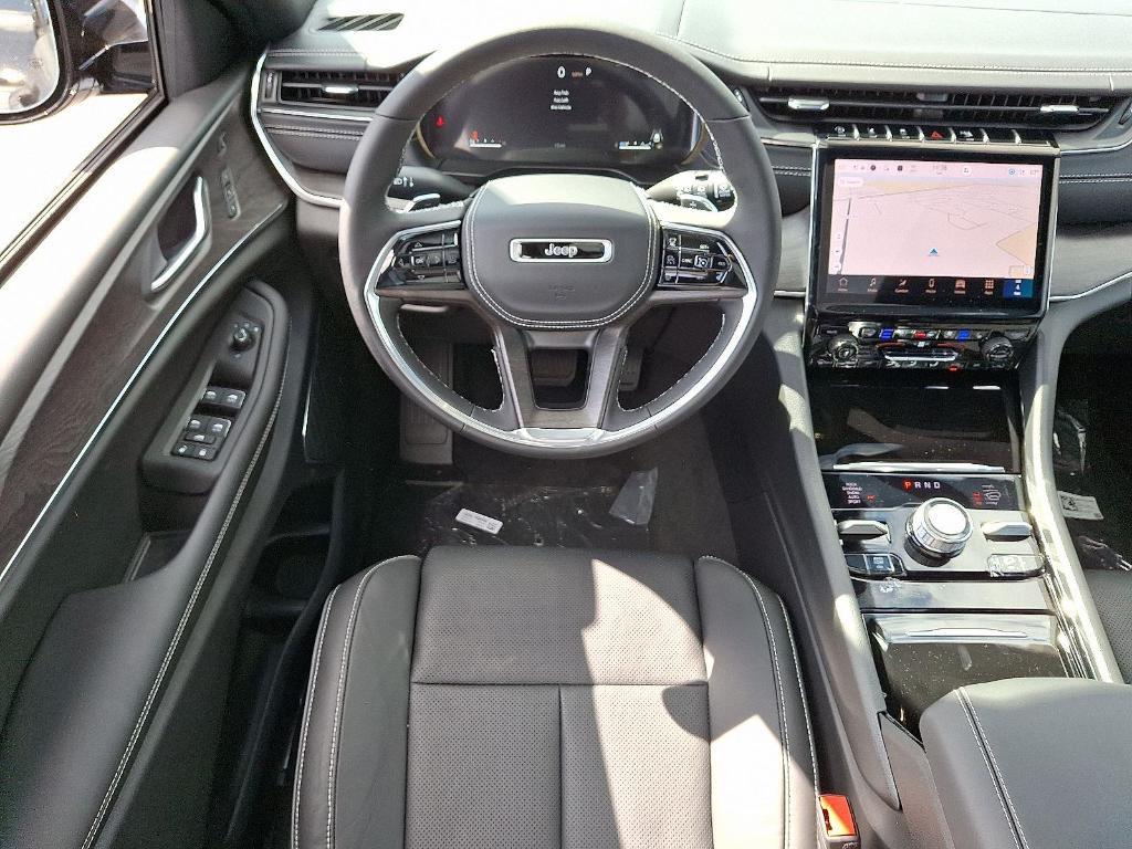 new 2025 Jeep Grand Cherokee car, priced at $56,836