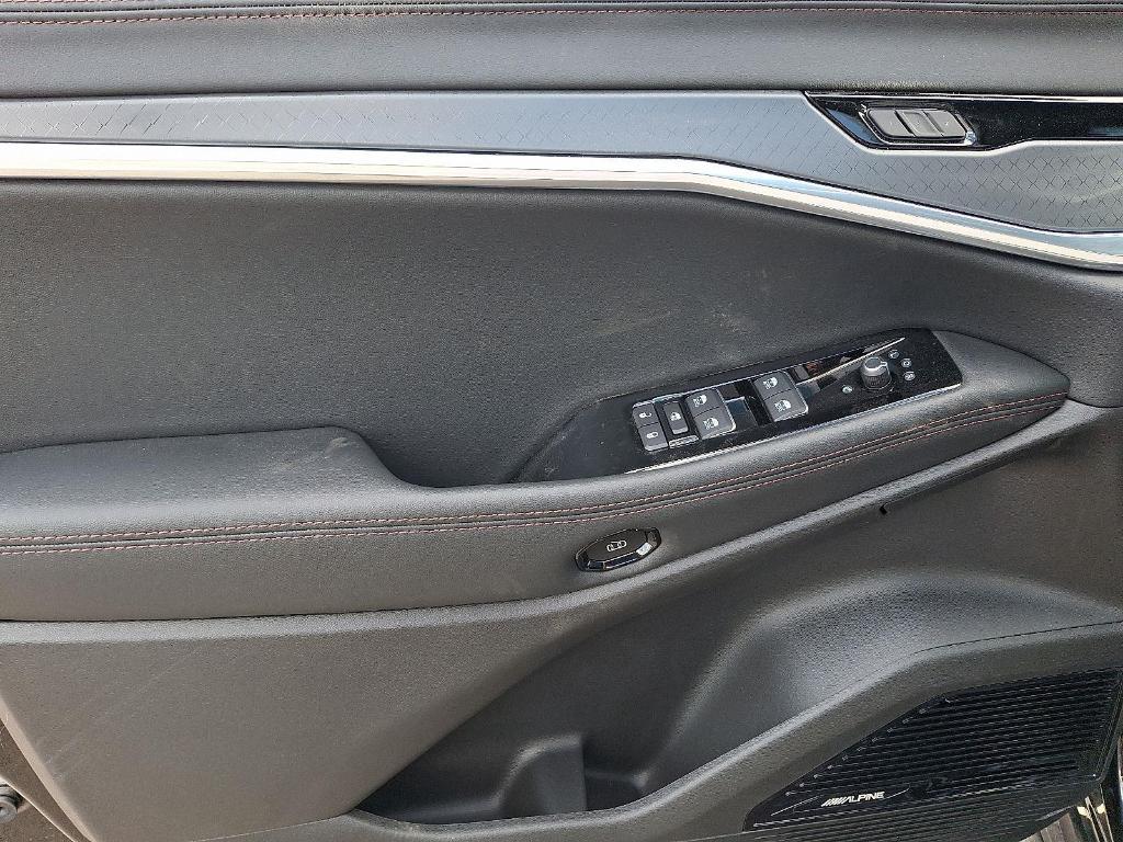 new 2025 Jeep Wagoneer S car, priced at $46,859