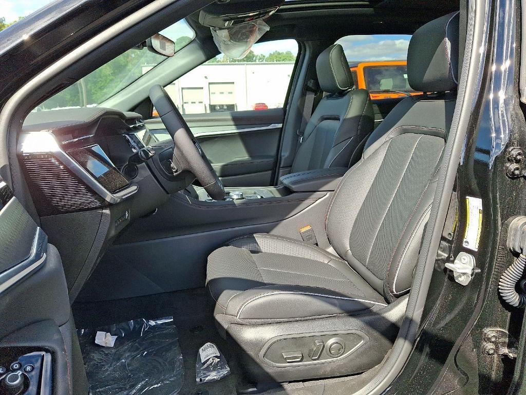 new 2025 Jeep Wagoneer S car, priced at $46,859