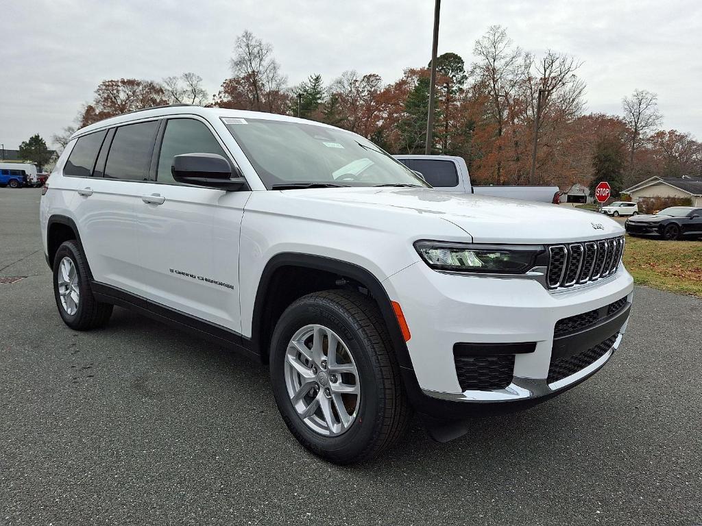 new 2025 Jeep Grand Cherokee L car, priced at $39,802