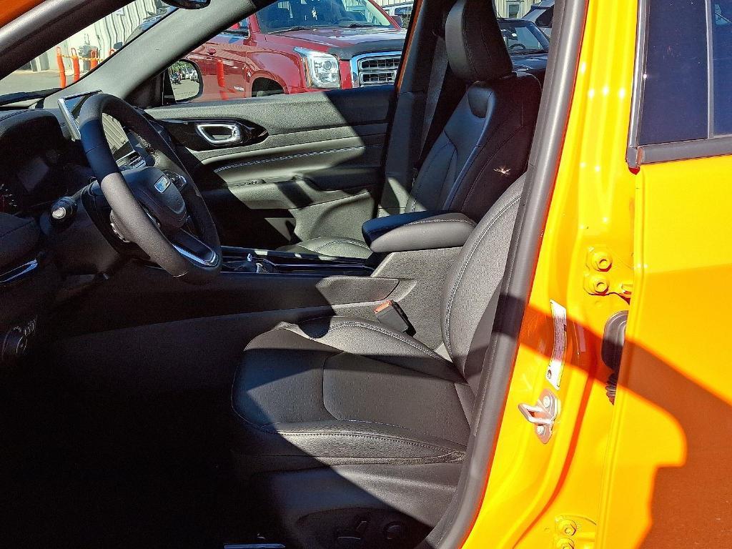 new 2026 Jeep Compass car, priced at $33,870