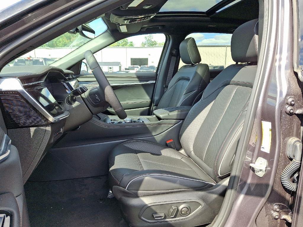 new 2025 Jeep Wagoneer S car, priced at $46,859