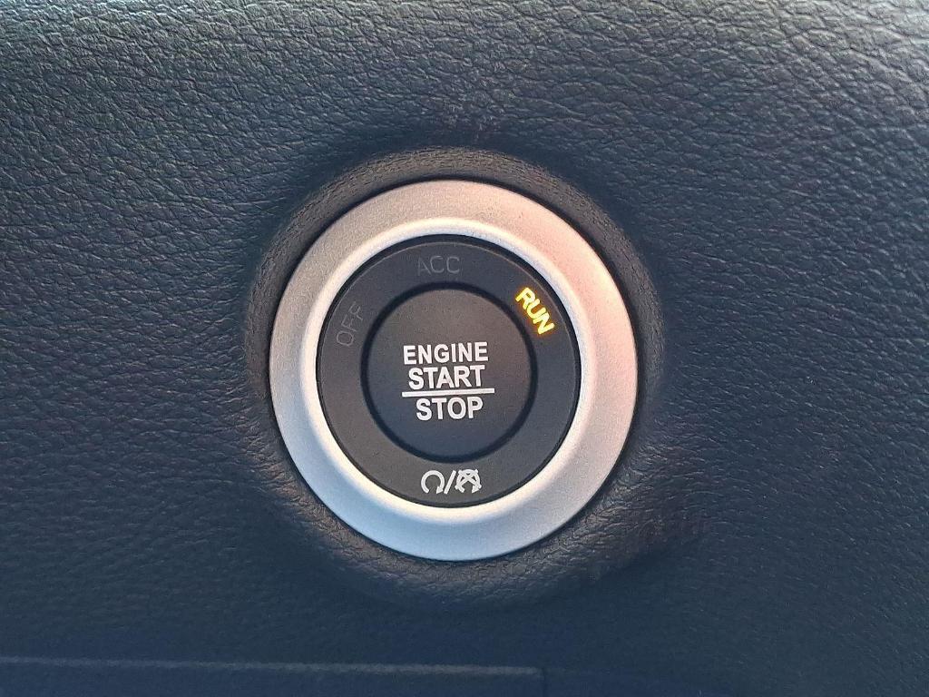 new 2026 Chrysler Pacifica car, priced at $43,361